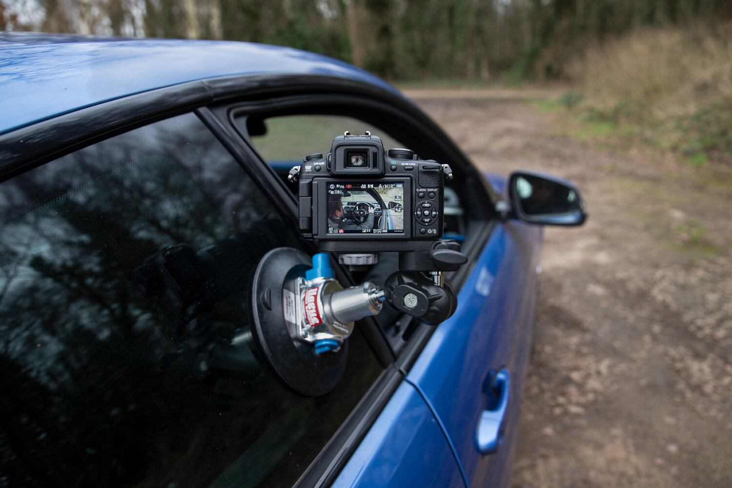 Hague-SM1-Car-Suction-Mount-13.jpg